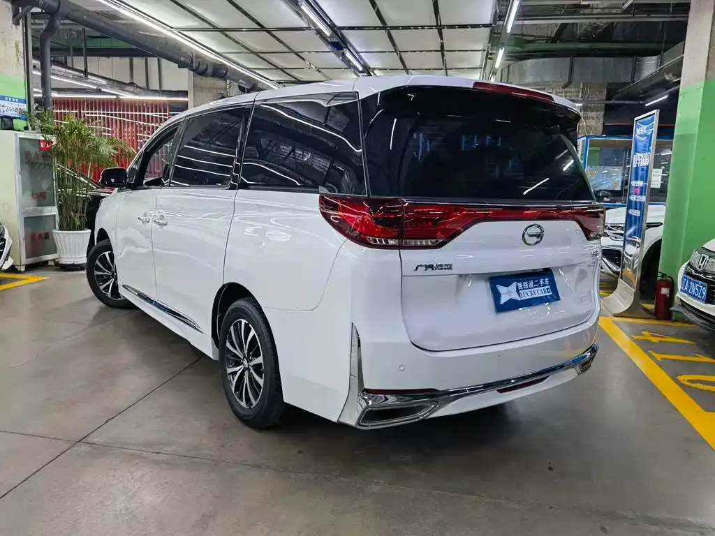 GAC Motor Trumpchi M8 — фото 4
