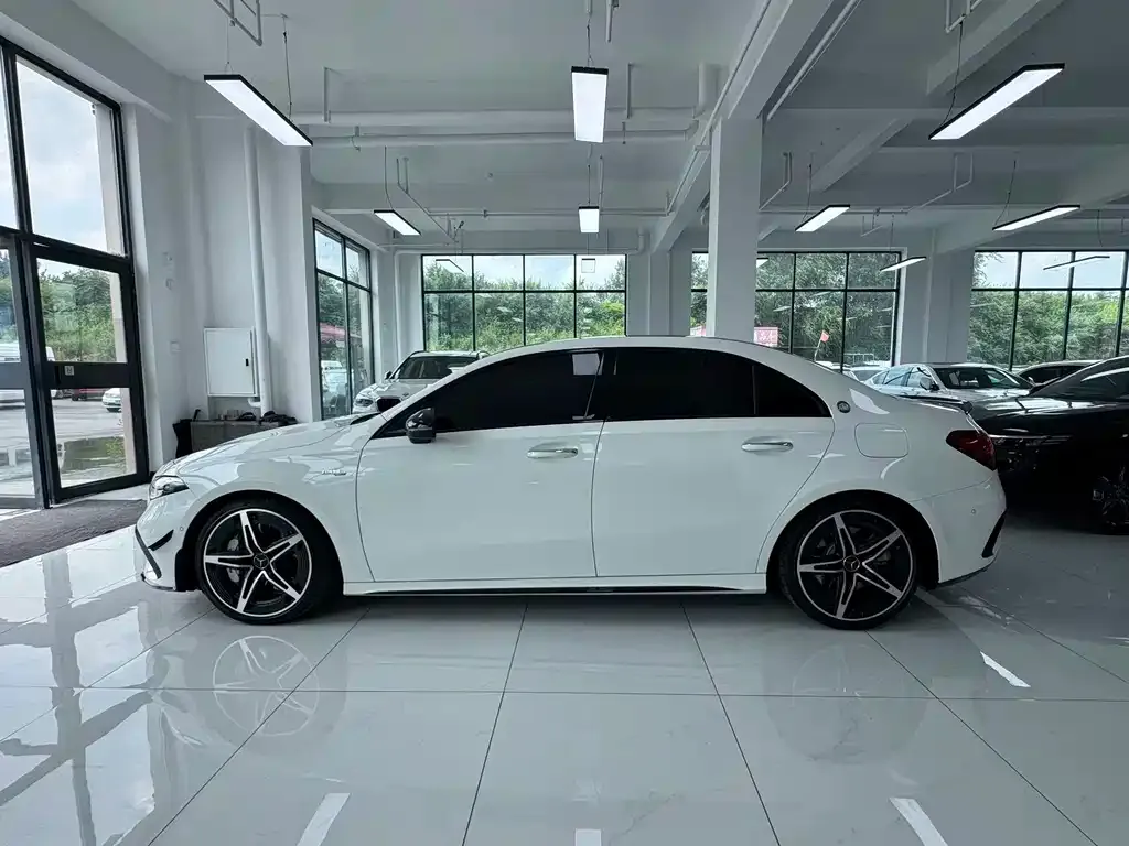 Mercedes-Benz A-Class AMG — фото 5
