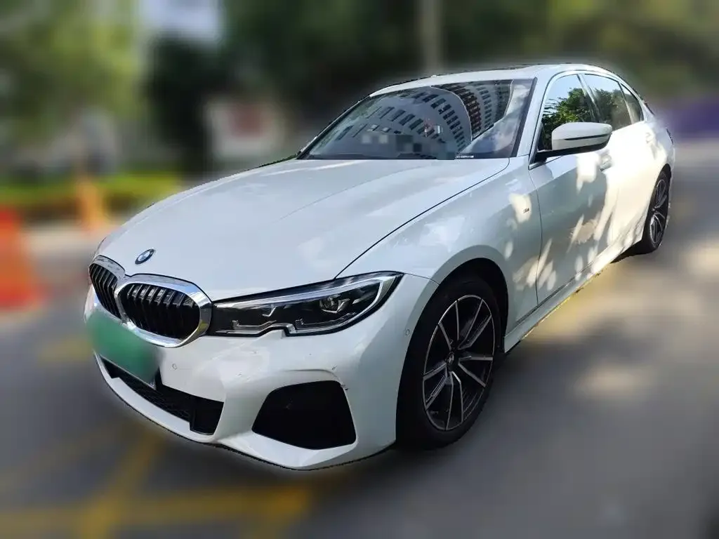 BMW 3 Series — фото 1
