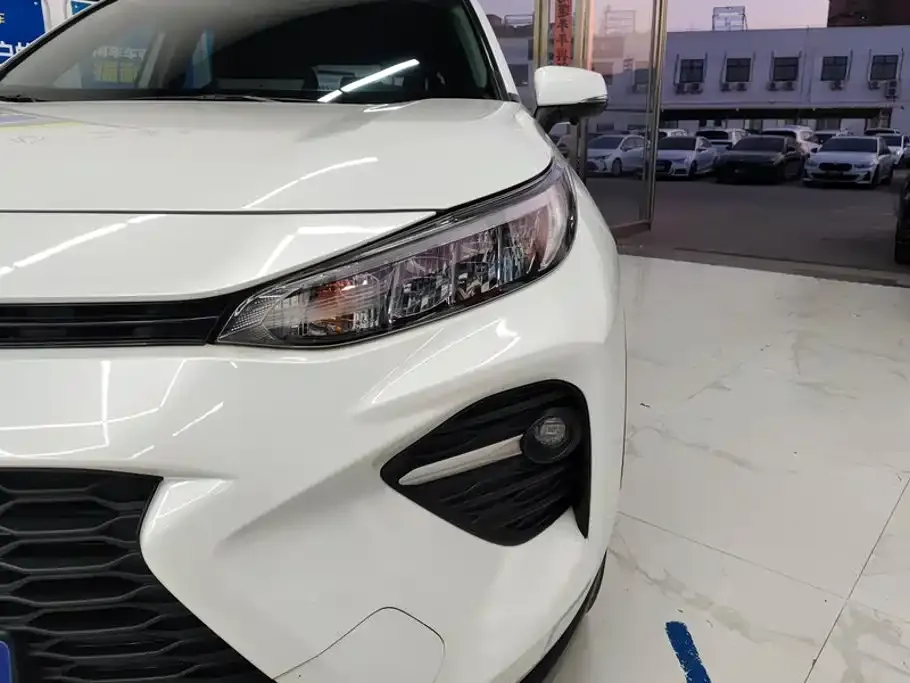 Toyota Wildlander — фото 10