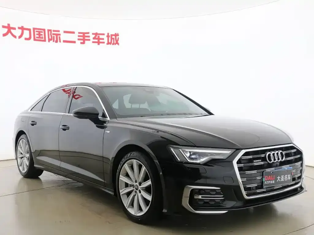 Audi A6L — фото 6