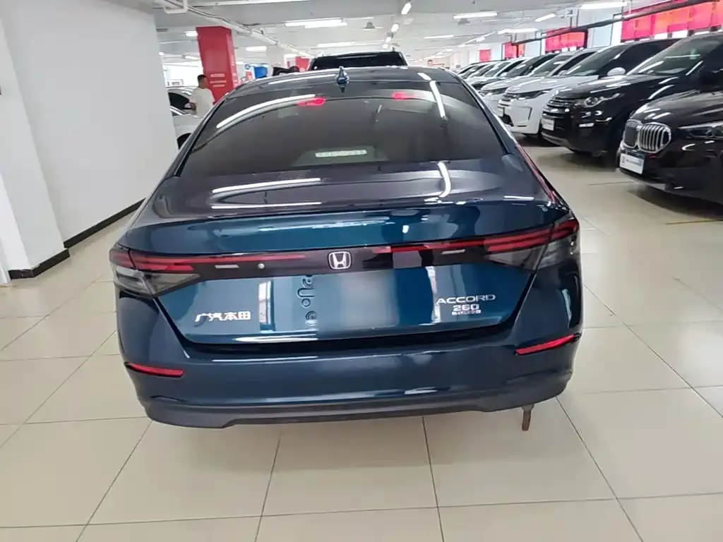 Honda Accord — фото 4