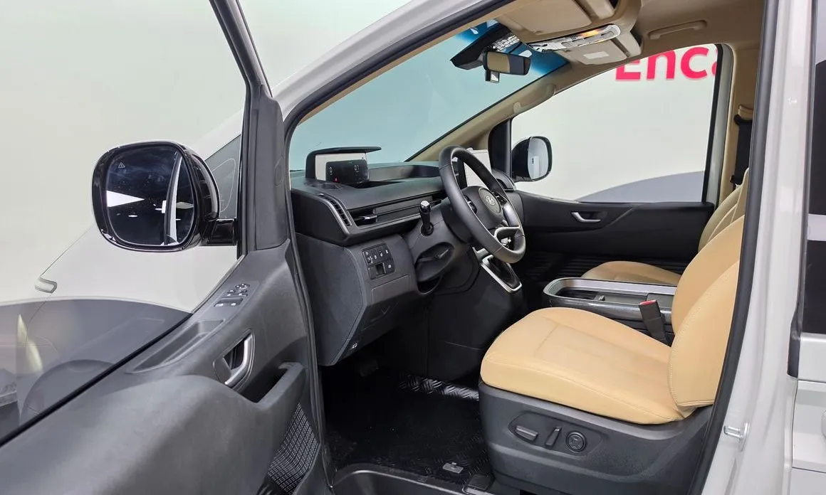 Hyundai Staria — фото 3
