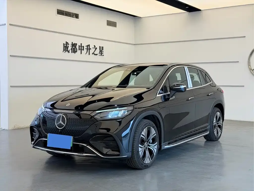 Mercedes-Benz EQE SUV — фото 1