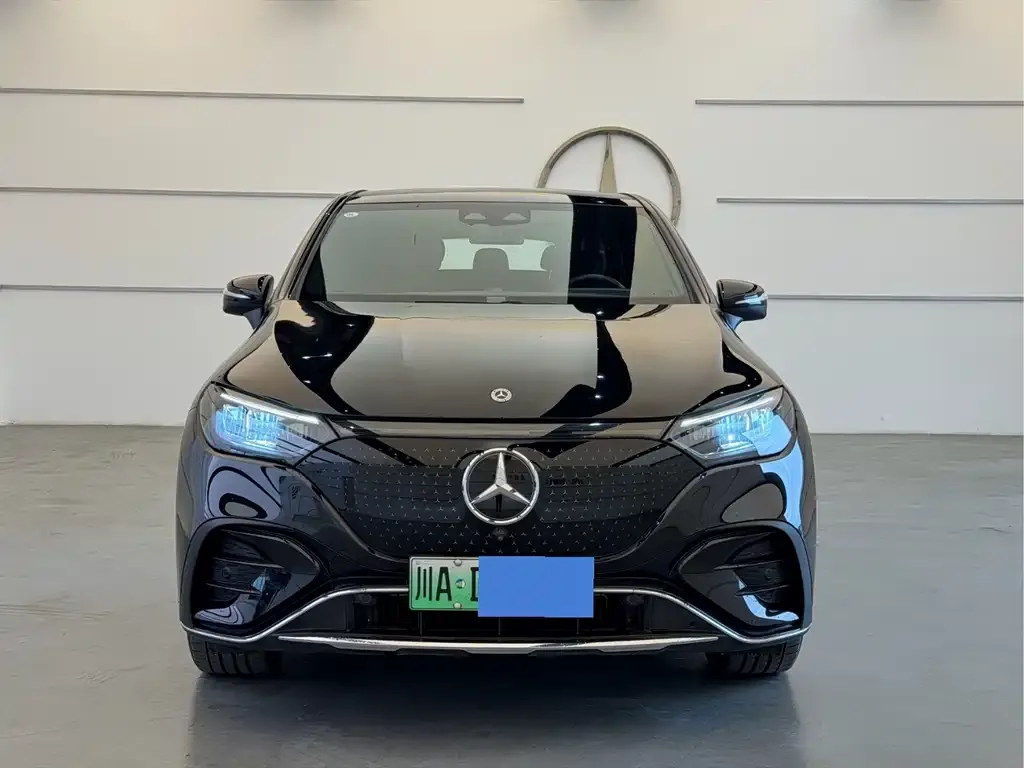 Mercedes-Benz EQE SUV — фото 2