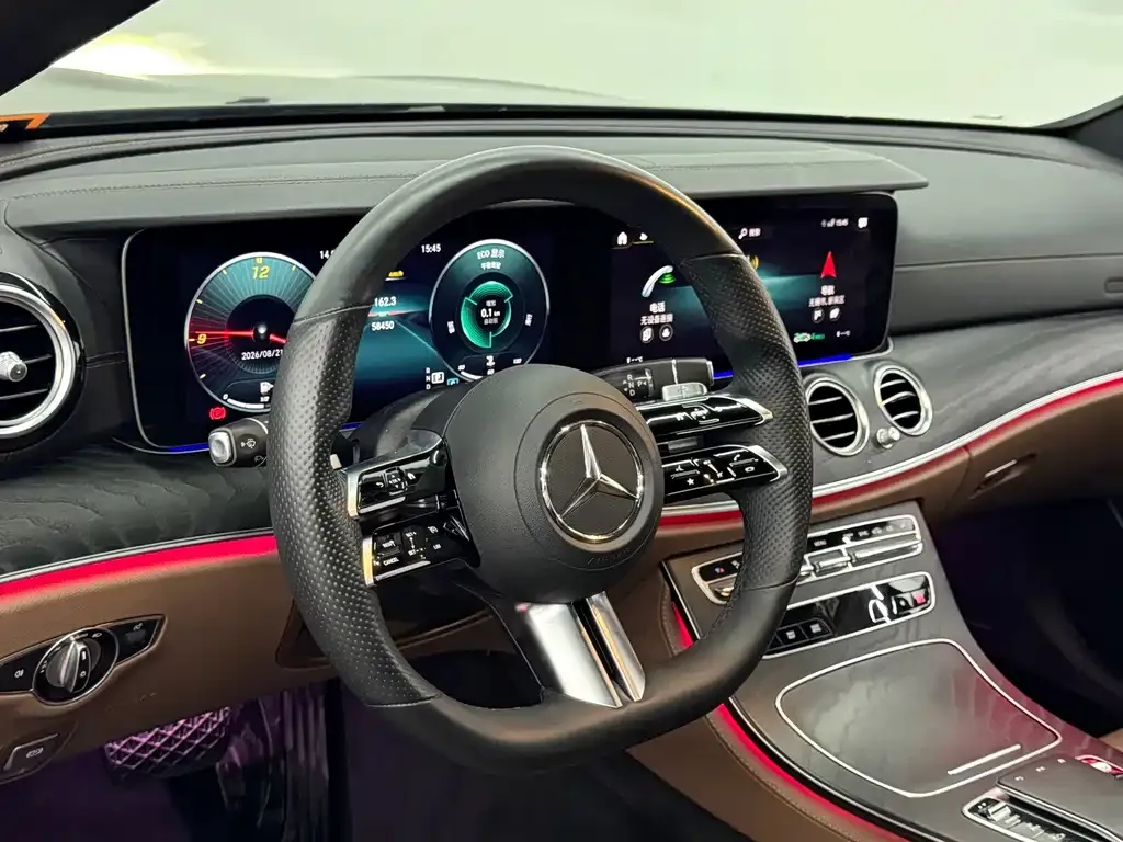 Mercedes-Benz E-Class (Import) — фото 9
