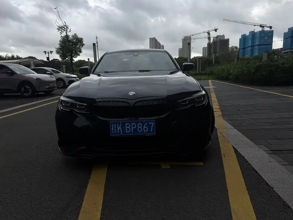 BMW 3 Series — фото 1