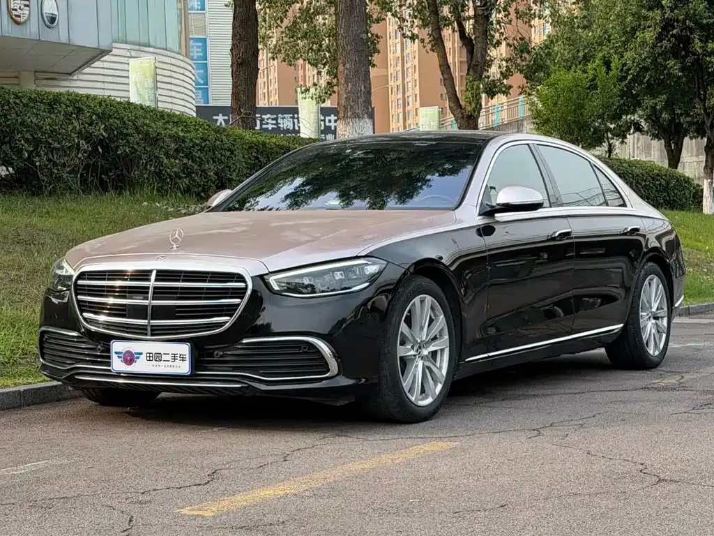 Mercedes-Benz S-Class — фото 1