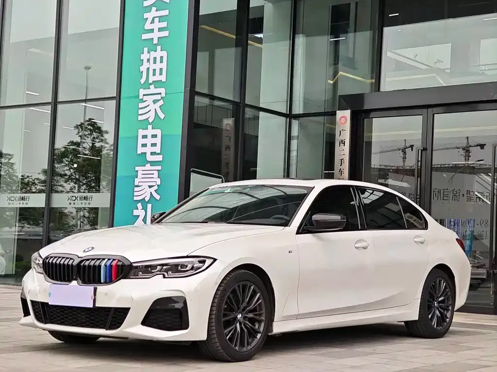 BMW 3 Series — фото 1