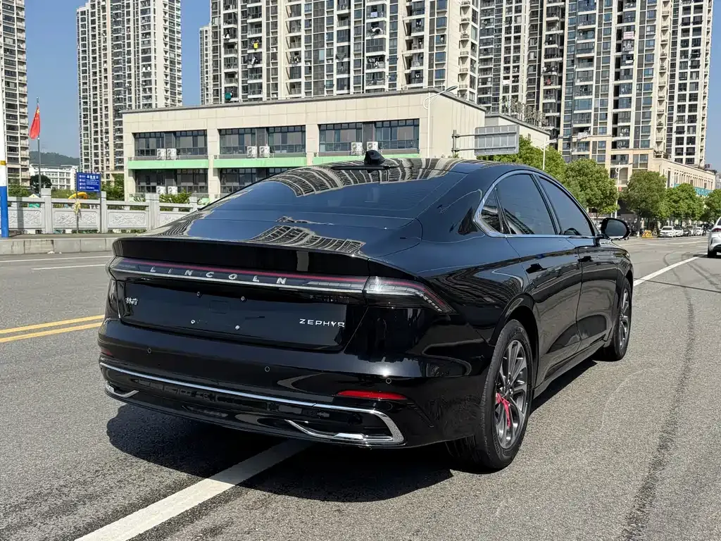 Lincoln Z — фото 10