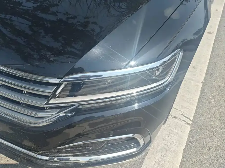 Volkswagen Phideon — фото 6