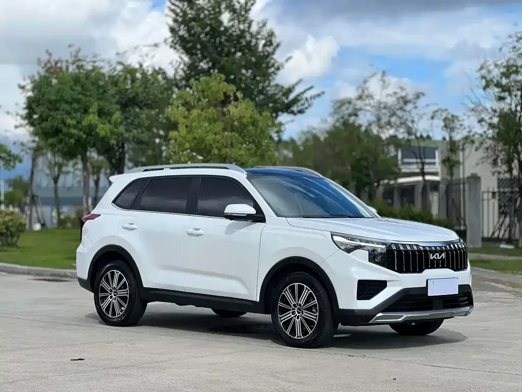 Kia Sportage — фото 8