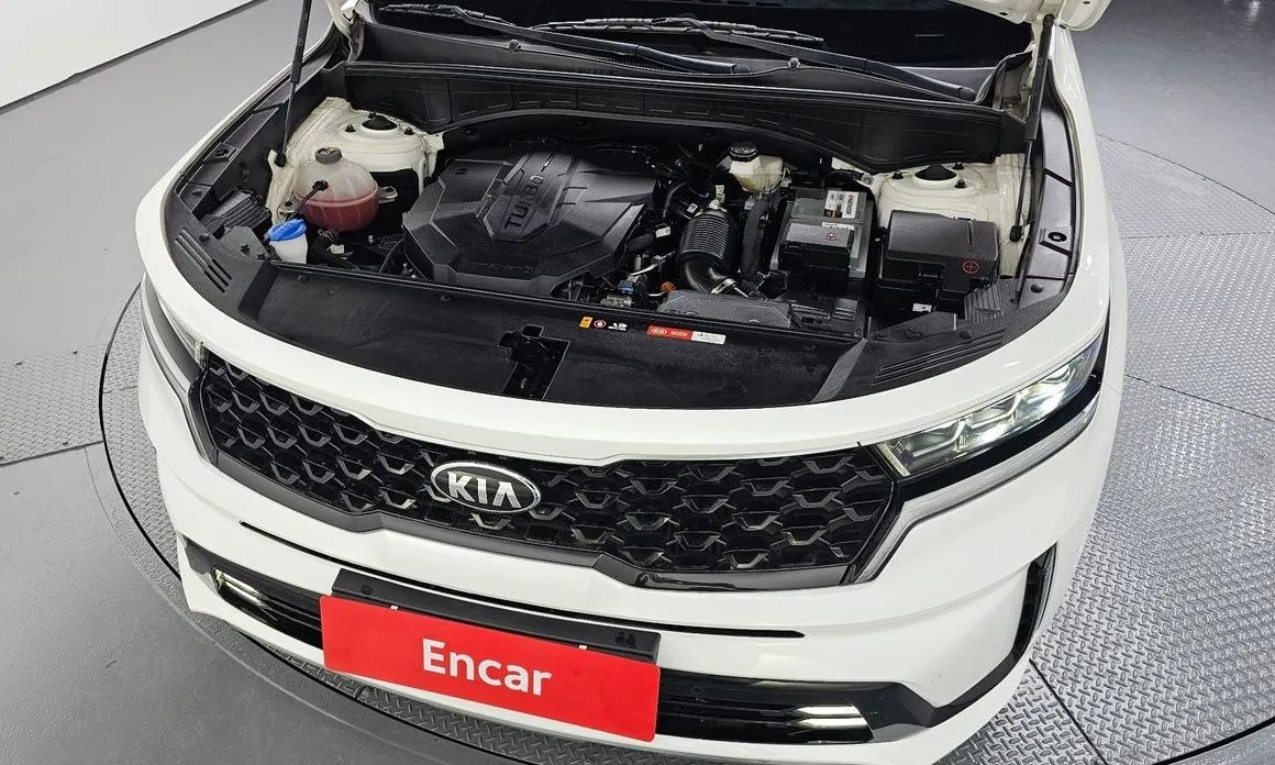 Kia Sorento — фото 10