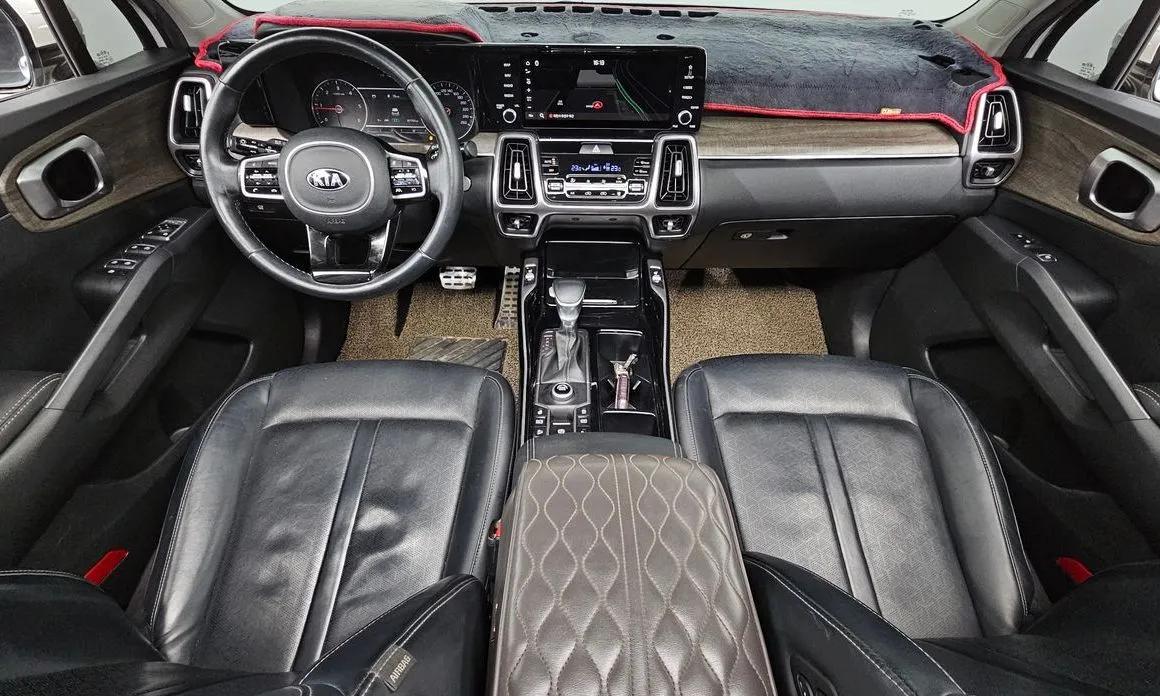Kia Sorento — фото 6