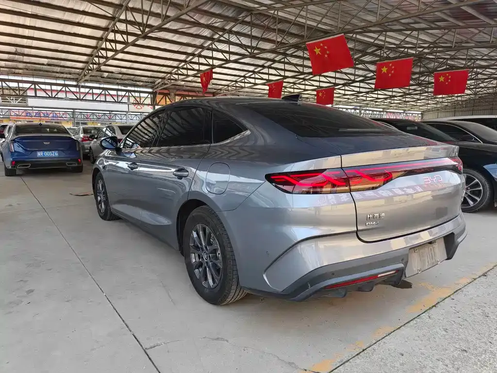 BYD Qin L — фото 2