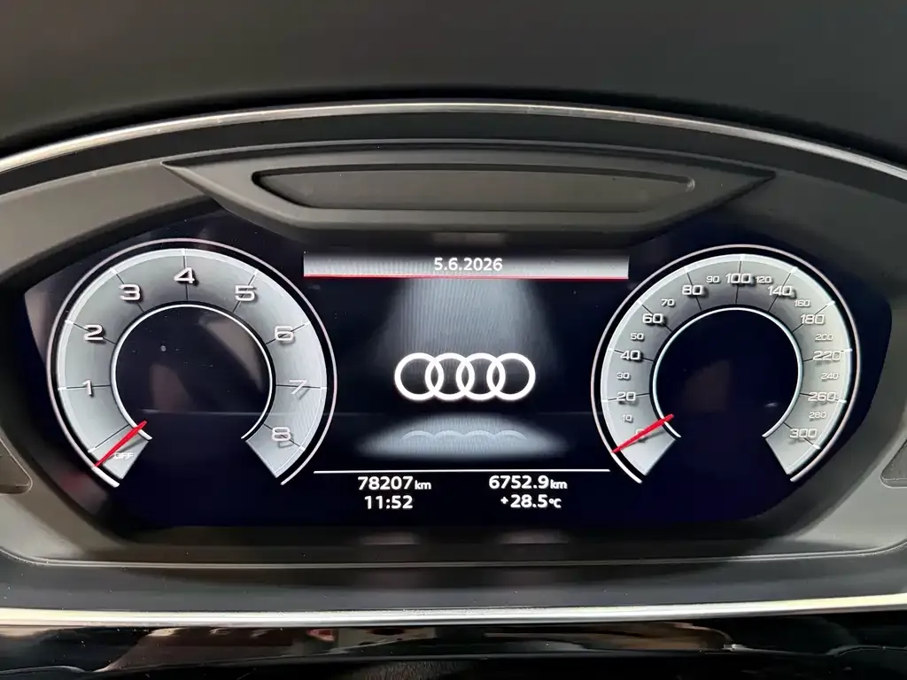 Audi A8 — фото 3