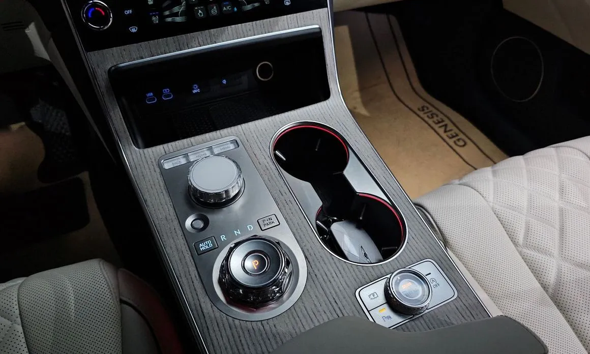 Genesis GV80 — фото 10