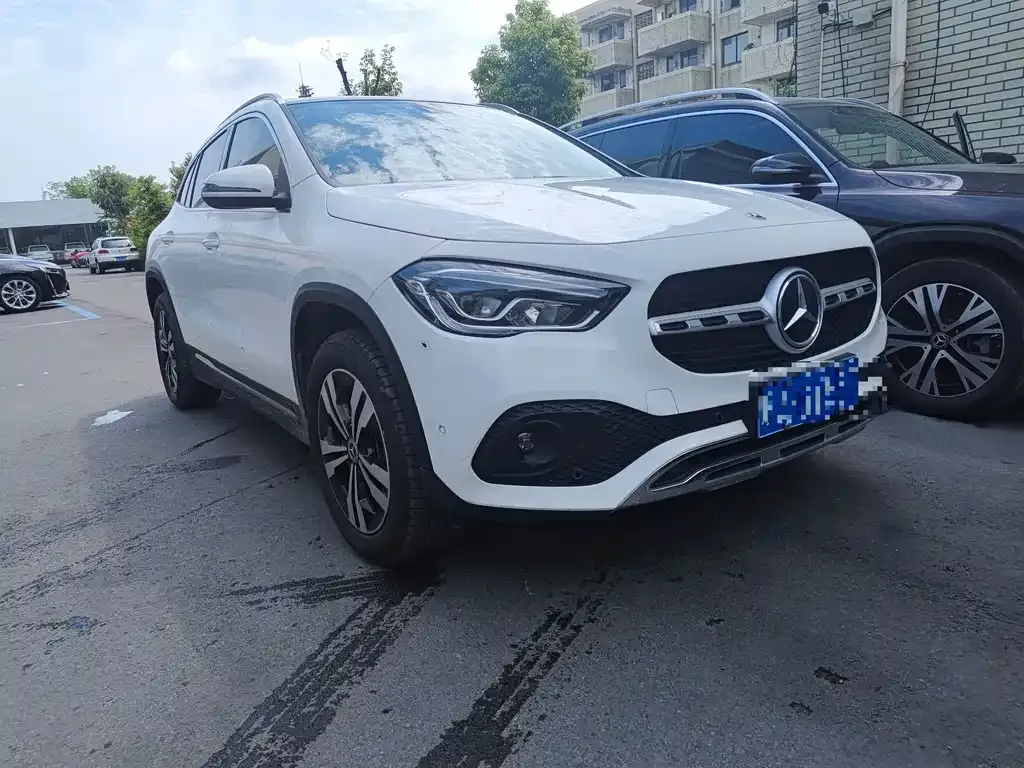 Mercedes-Benz GLA — фото 10
