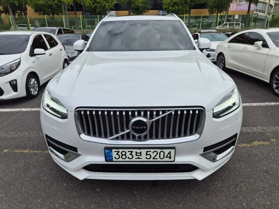 Volvo XC90 — фото 7