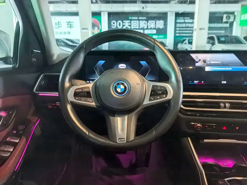 BMW i3 — фото 9
