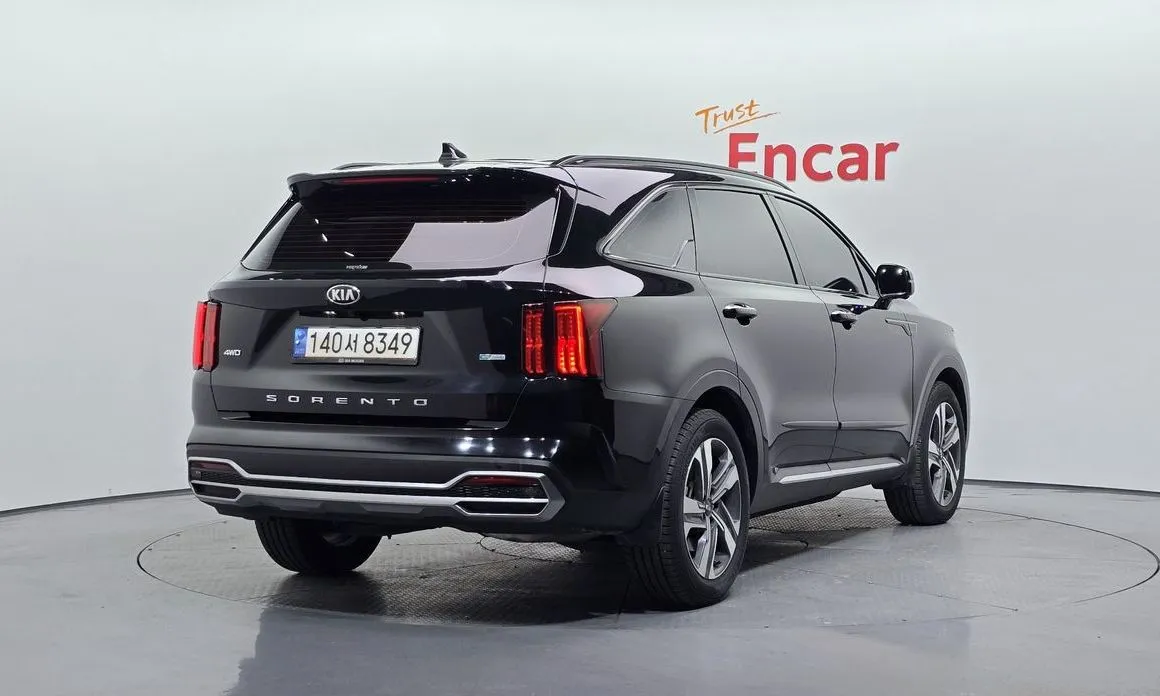Kia Sorento — фото 10