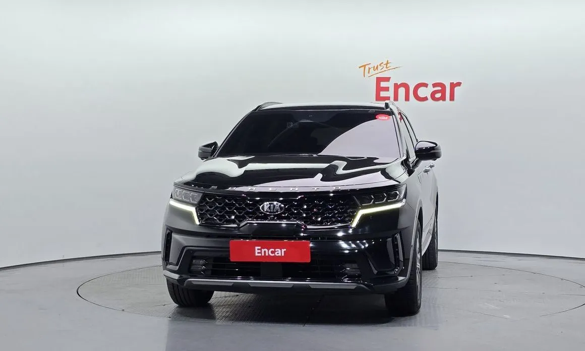 Kia Sorento — фото 9