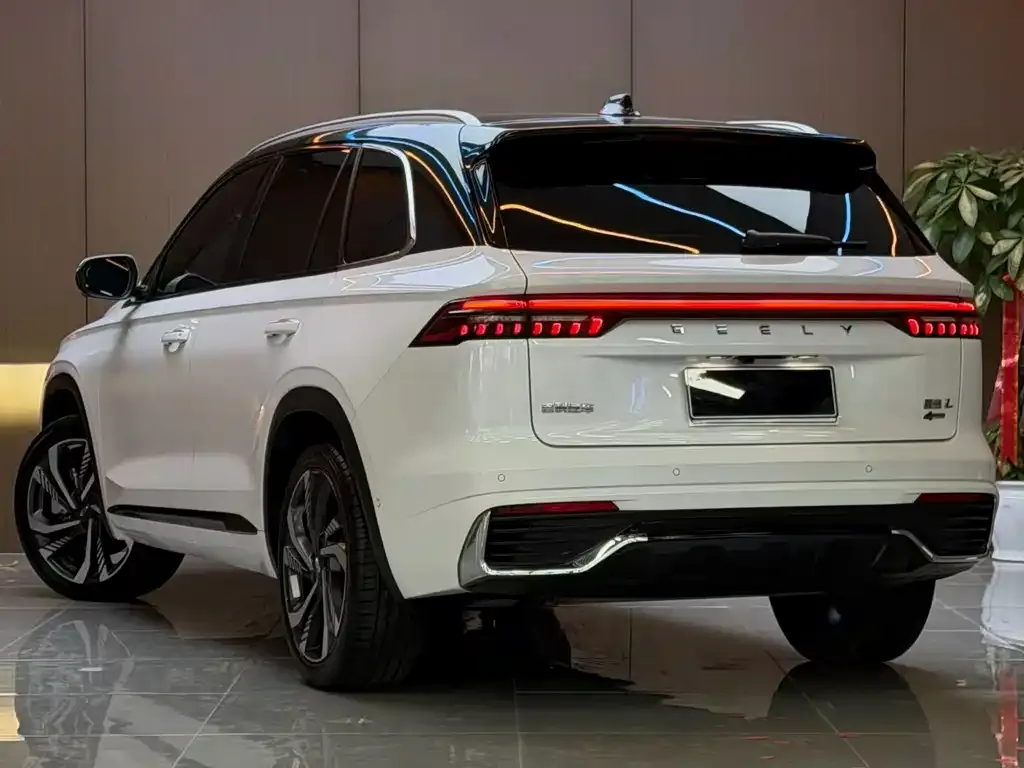 Geely Xingyue L — фото 4