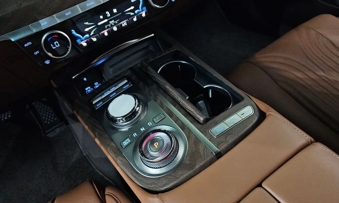 Genesis G80 — фото 10