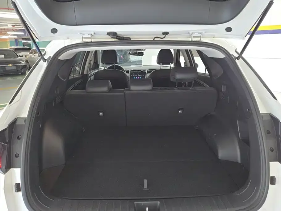 Hyundai Tucson — фото 7