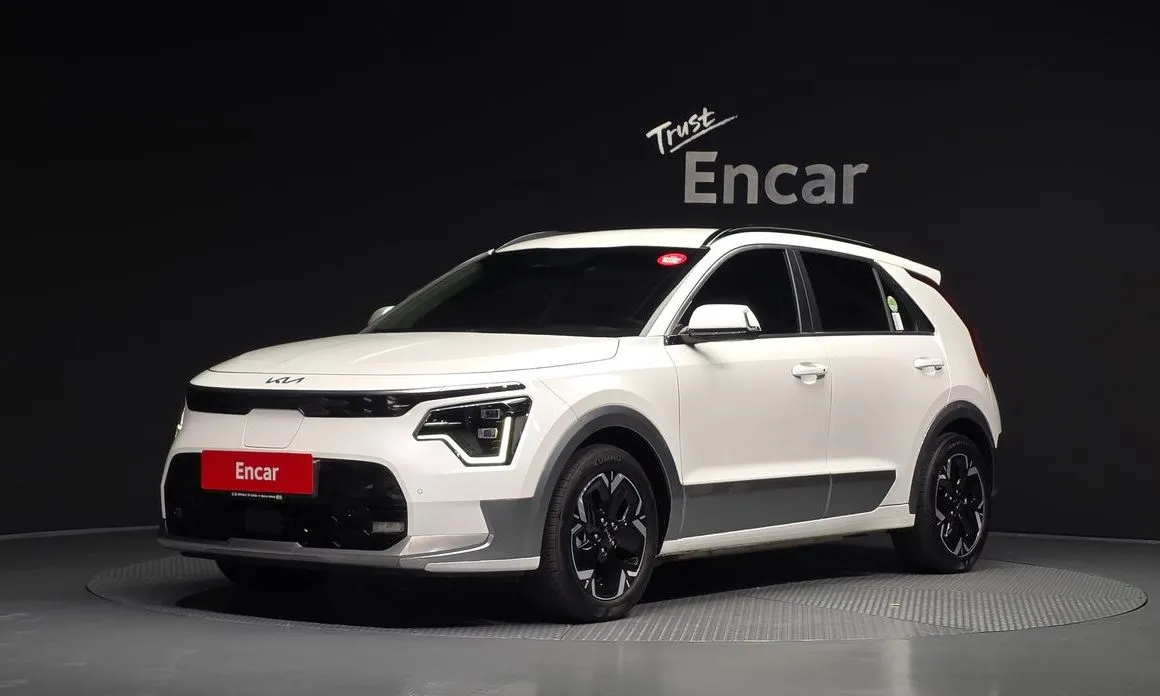 Kia Niro — фото 1