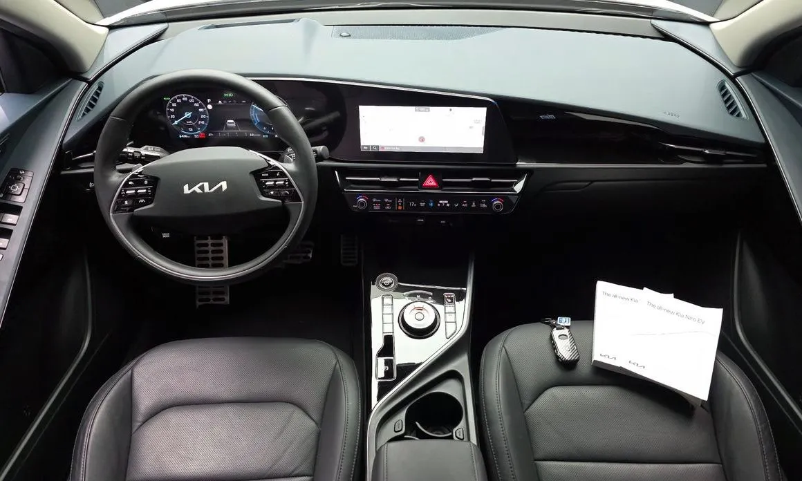 Kia Niro — фото 10