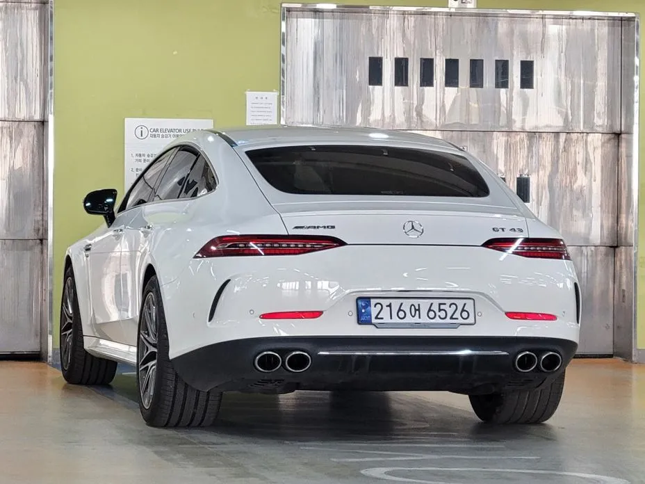 Mercedes-Benz AMG GT — фото 6