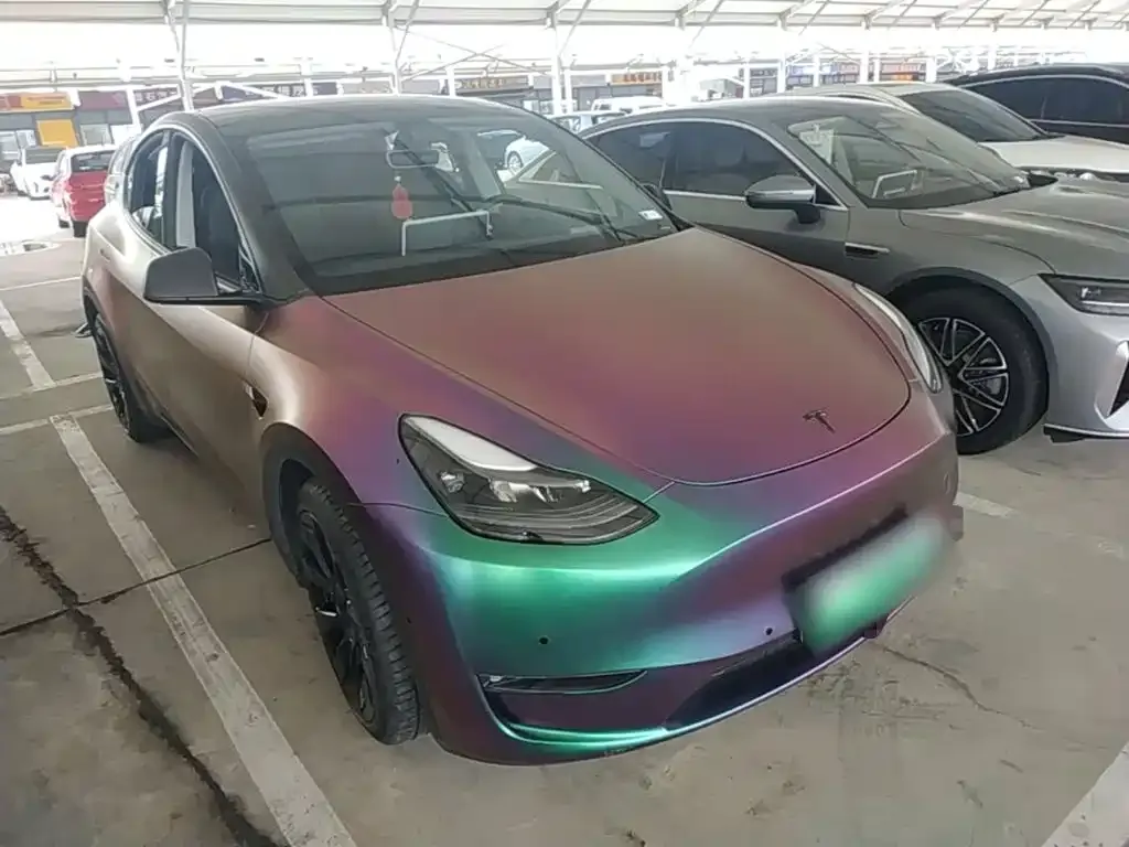 Tesla Model Y — фото 6