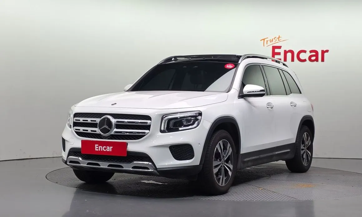Mercedes-Benz GLB-Class — фото 1