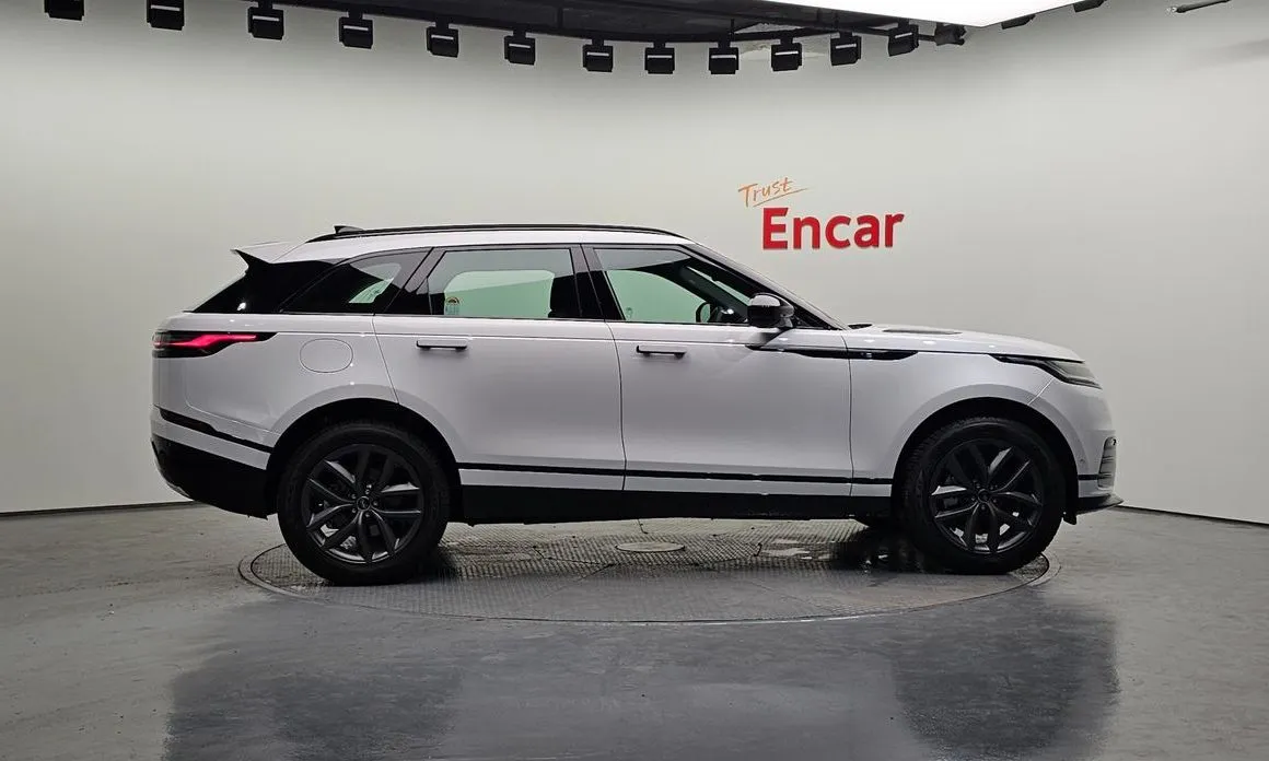 Land Rover Range Rover Velar — фото 4