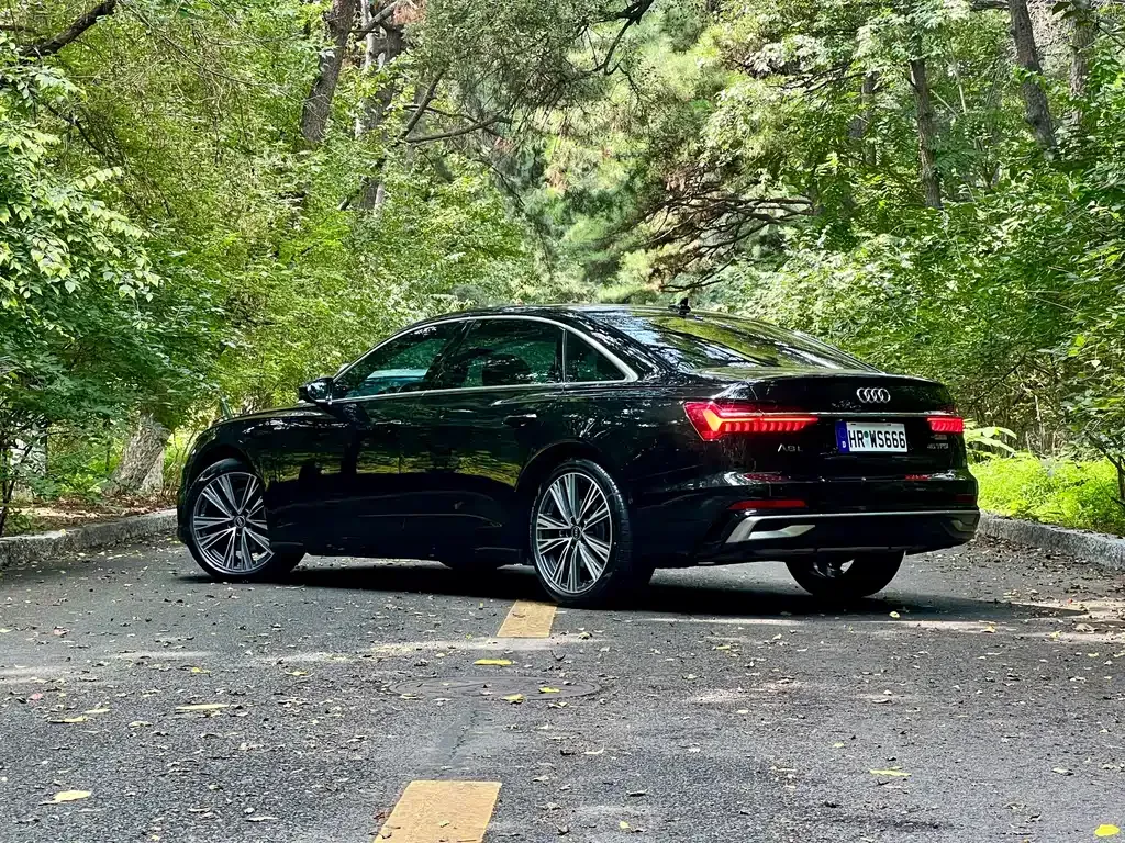 Audi A6L — фото 5