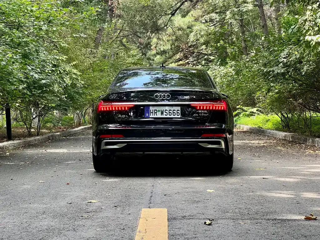 Audi A6L — фото 6