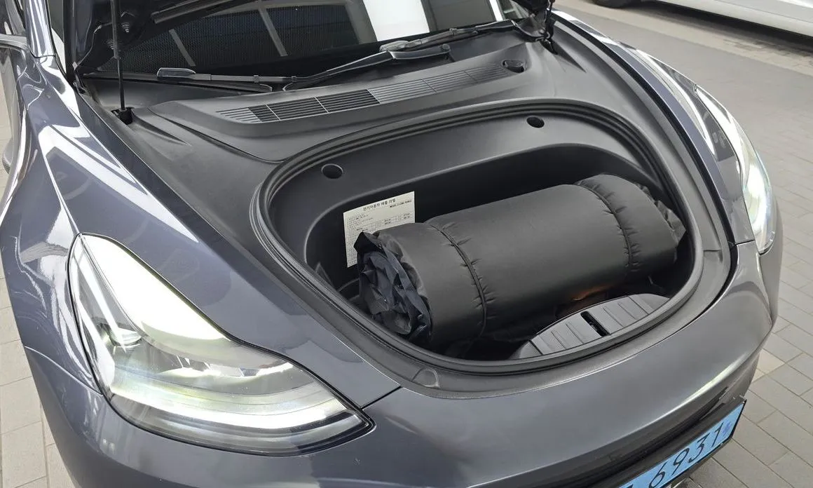 Tesla Model 3 — фото 4