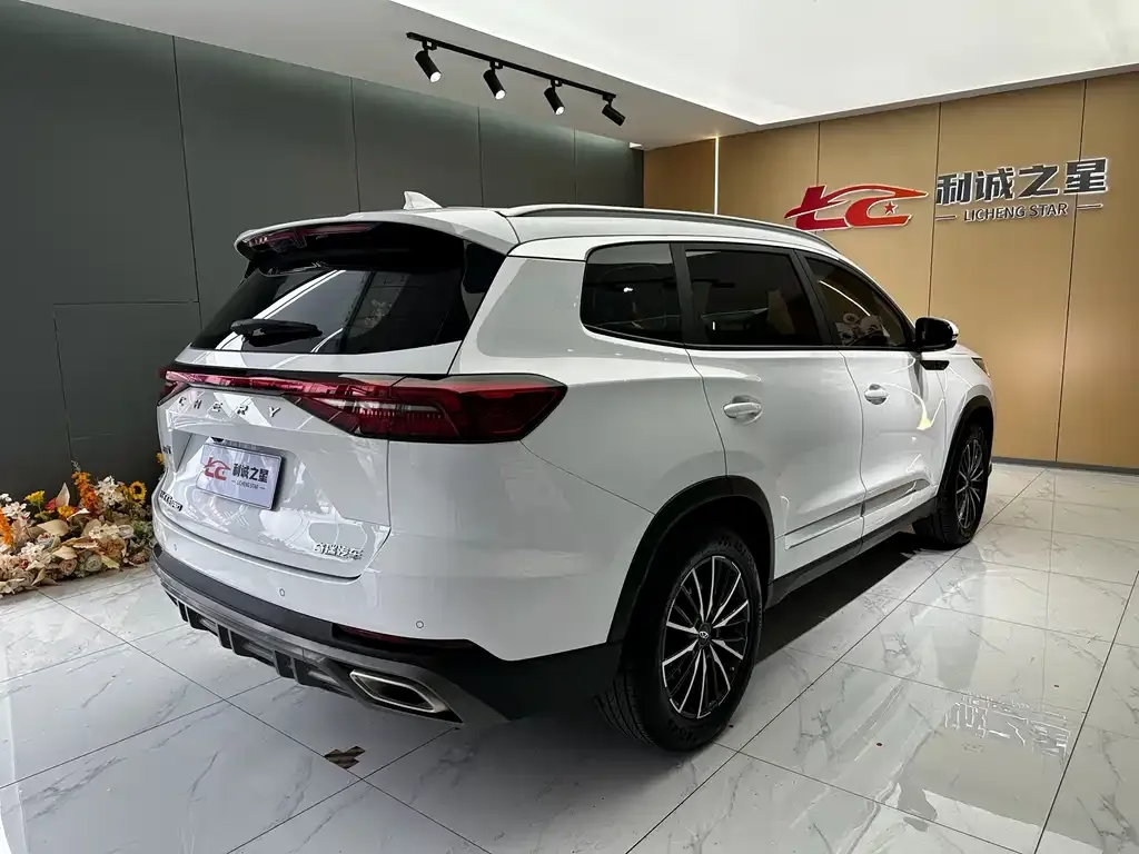 Chery Tiggo 8 PRO — фото 2