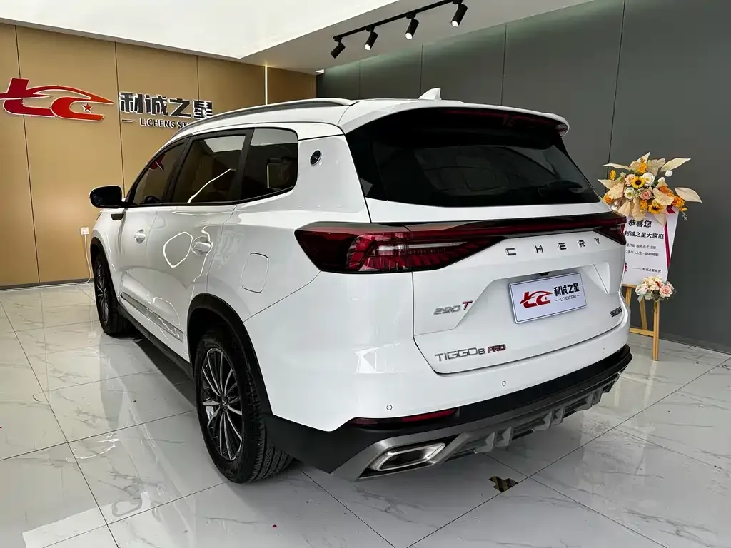 Chery Tiggo 8 PRO — фото 3