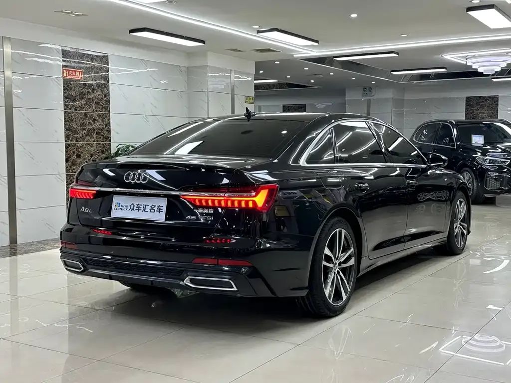 Audi A6L — фото 5