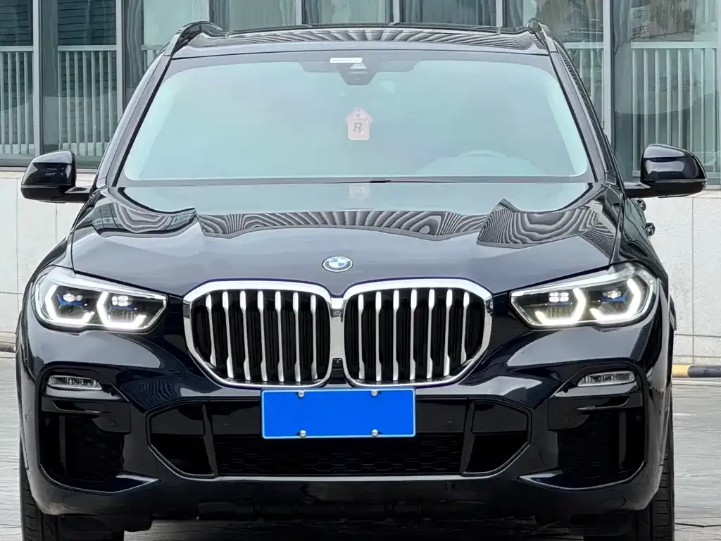 BMW X5 (Import) — фото 3