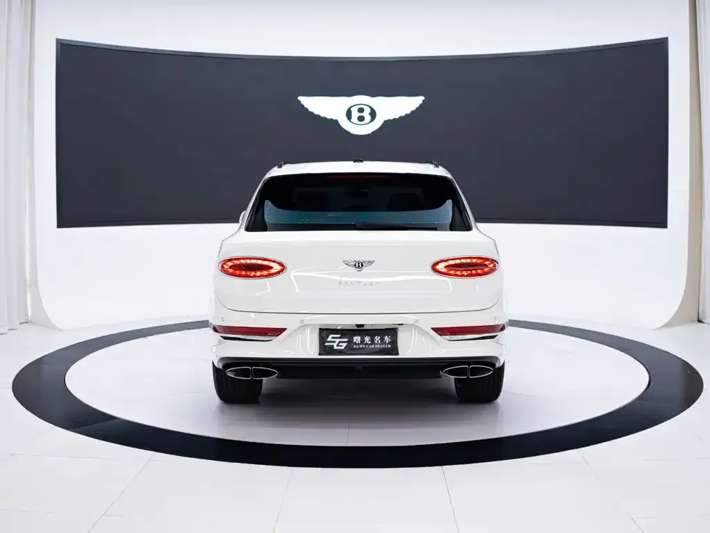 Bentley Bentayga — фото 3