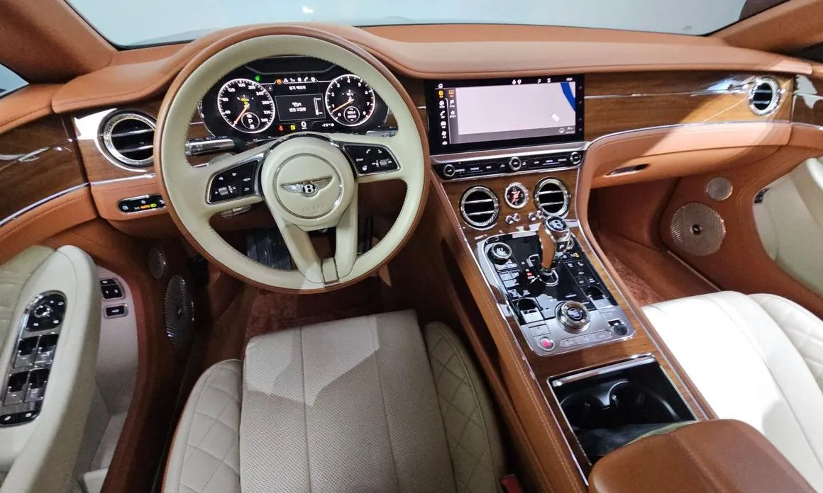 Bentley Continental — фото 6