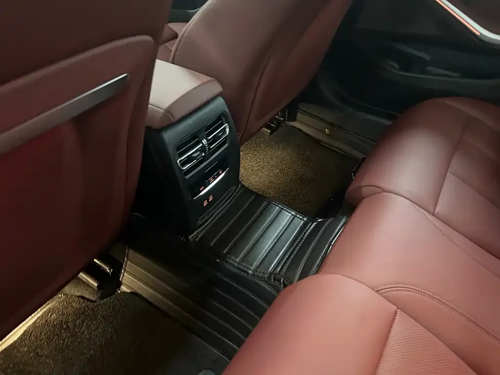 BMW 3 Series — фото 10