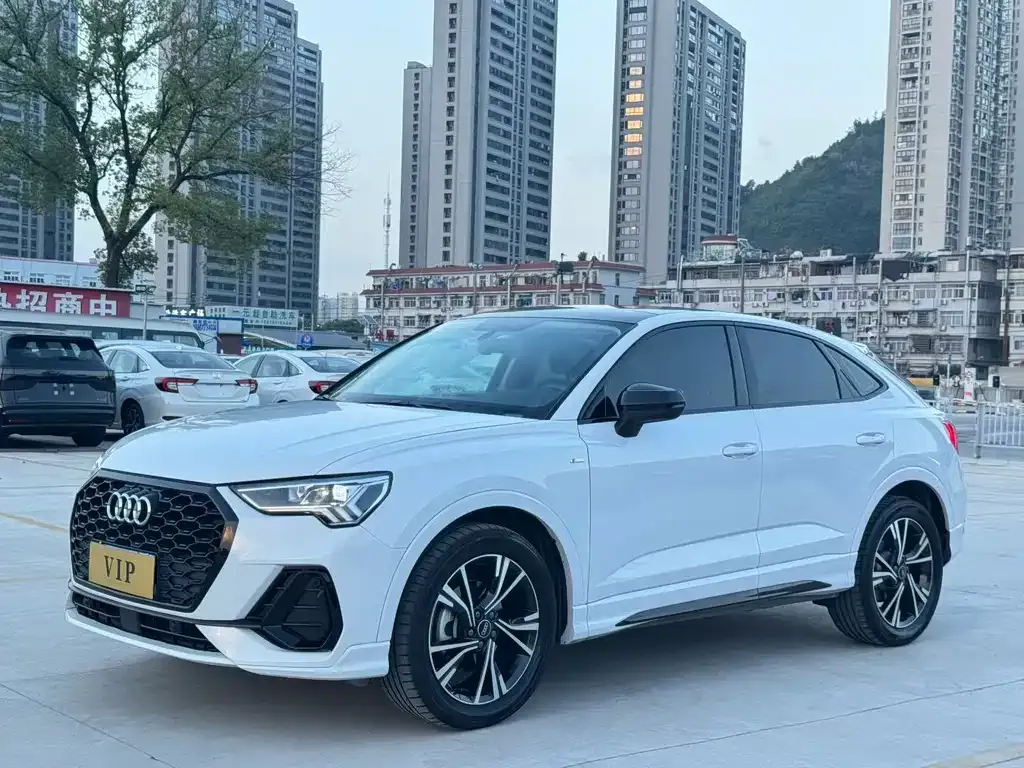Audi Q3 Sportback — фото 6