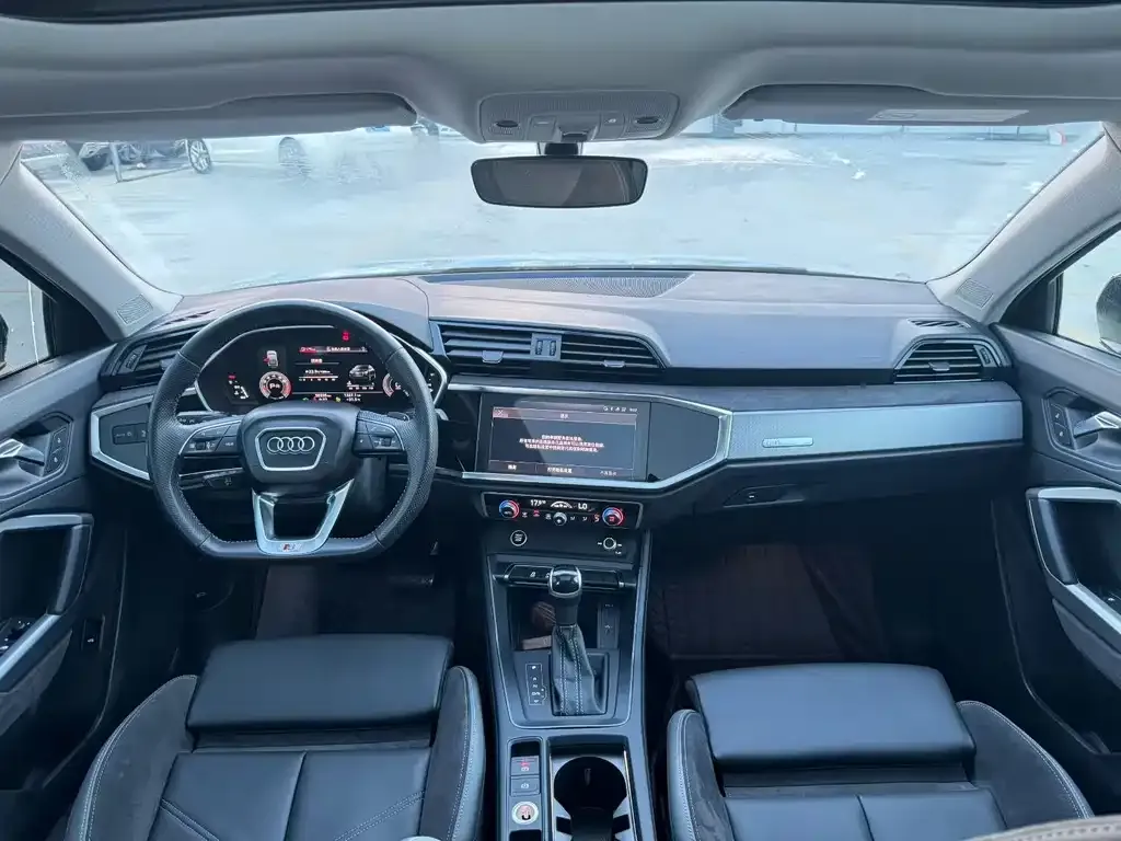 Audi Q3 Sportback — фото 7