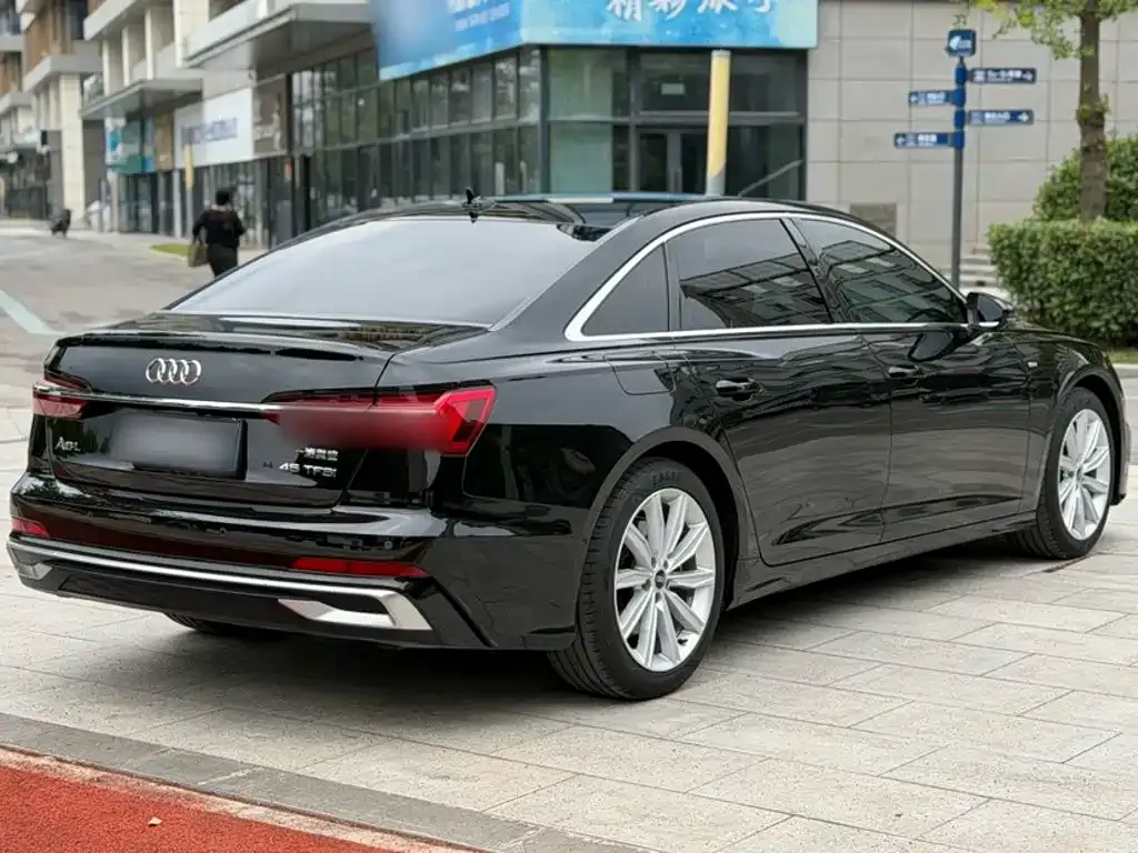 Audi A6L — фото 7