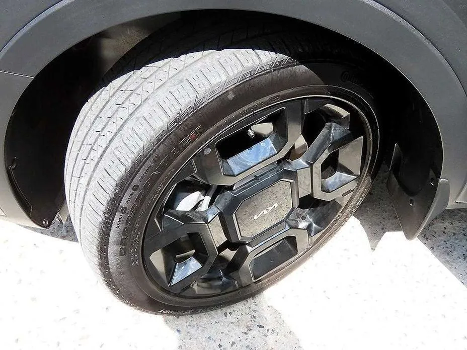 Kia Sorento — фото 9