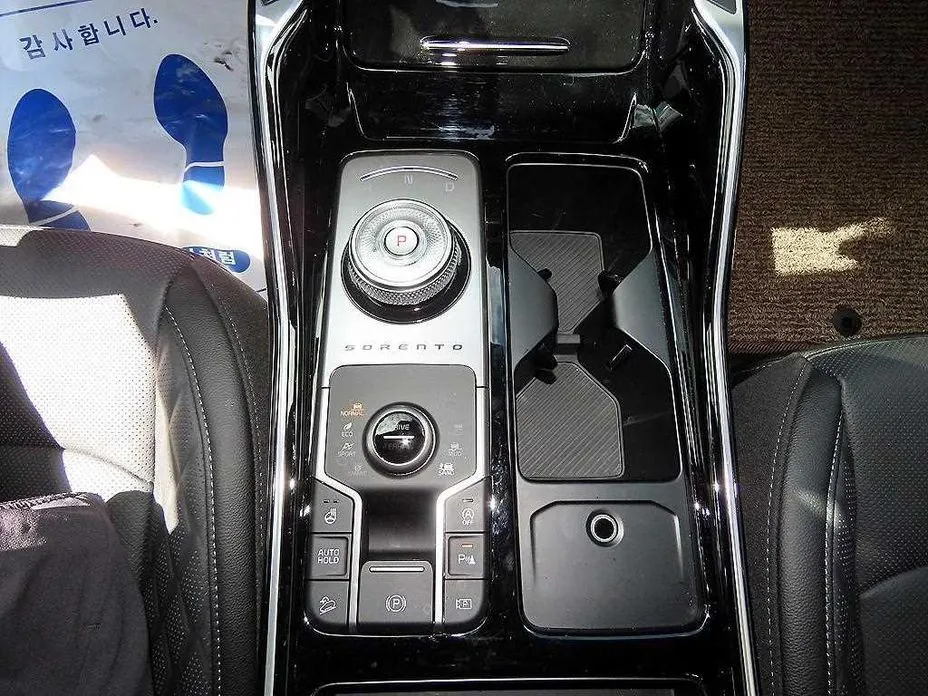 Kia Sorento — фото 3